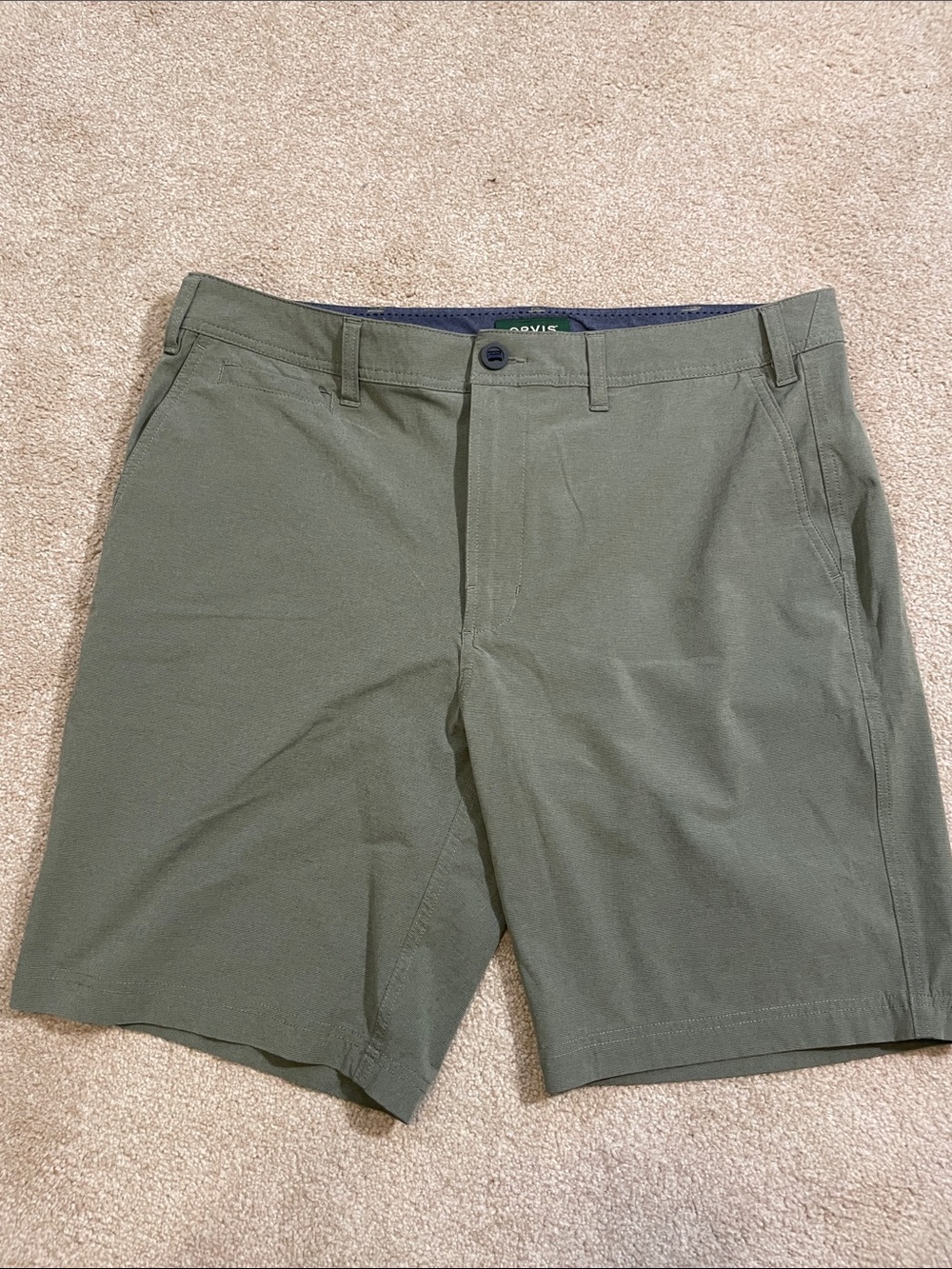 Orvis Men's Olive Stretch Flat-Front Shorts